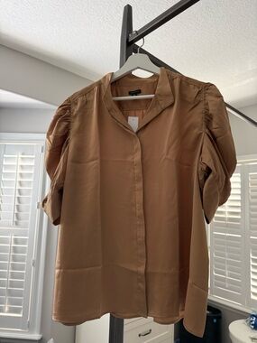 Ann Taylor Tan Puff Sleeve Button-Front Blouse